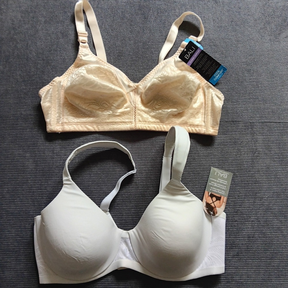 Bali Bra Lot Women 38C White Beige NEW Wirefree Underwire Support Smoothing
